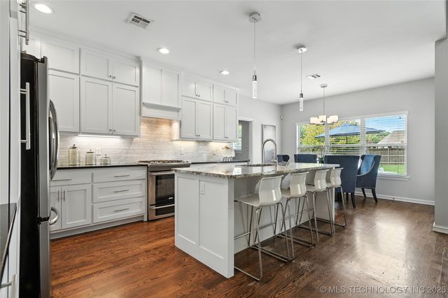 3805 E 118th Street, Tulsa, OK 74137