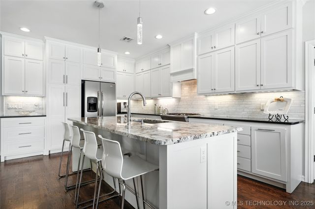 3805 E 118th Street, Tulsa, OK 74137