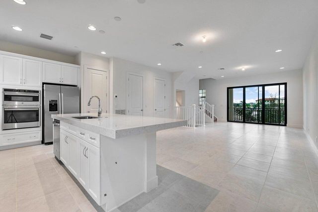 5320 Sagan Lane, Palm Beach Gardens, FL 33418