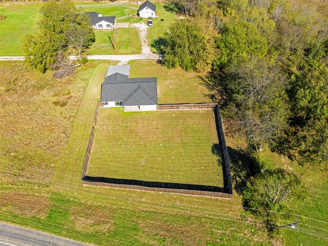 2538 County Road 3127, Greenville, TX 75402
