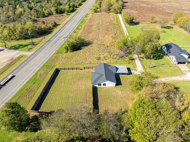 2538 County Road 3127, Greenville, TX 75402