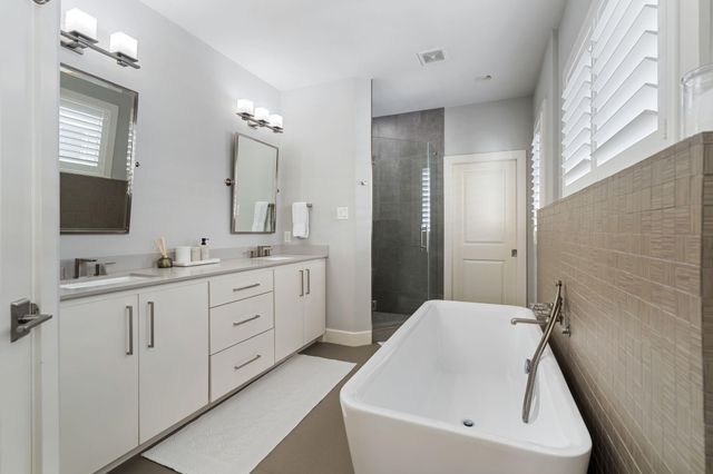 813 Ashland Street, Houston, TX 77007