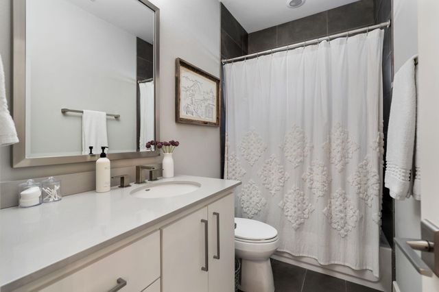 813 Ashland Street, Houston, TX 77007