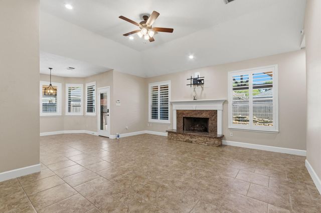 6411 Brittany Park Lane, Houston, TX 77066