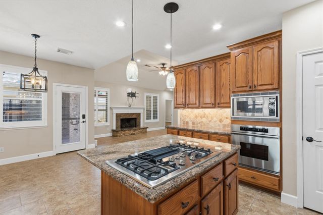 6411 Brittany Park Lane, Houston, TX 77066