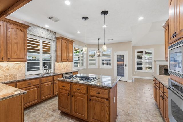 6411 Brittany Park Lane, Houston, TX 77066