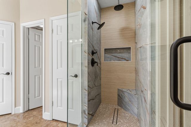 6411 Brittany Park Lane, Houston, TX 77066