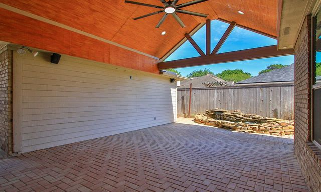 6411 Brittany Park Lane, Houston, TX 77066