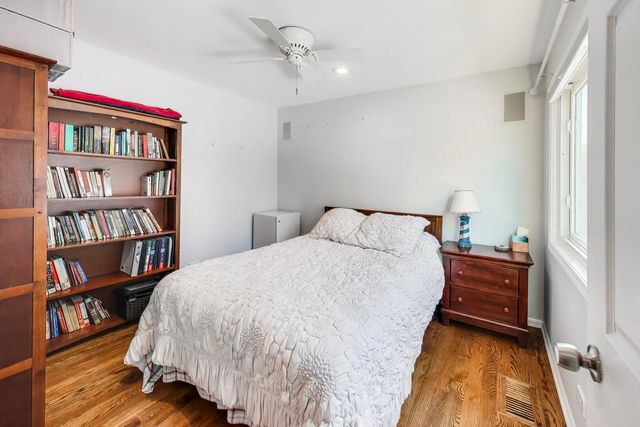 1758 W Pierce Avenue, Chicago, IL 60622