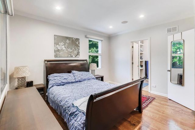 1758 W Pierce Avenue, Chicago, IL 60622