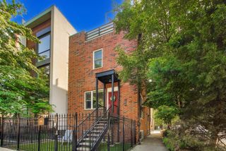 1758 W Pierce Avenue, Chicago, IL 60622