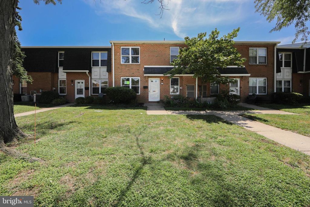 2040 HARBOUR DR, PALMYRA, NJ 08065 — exterior