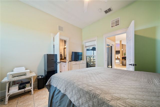 6233 State Highway 361 3, Port Aransas, TX 78373