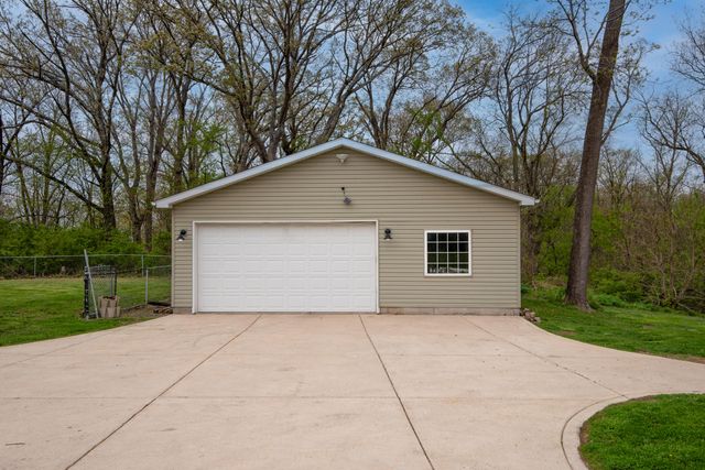 85 S County Line Road, Crown Point, IN 46307