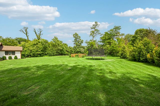 85 S County Line Road, Crown Point, IN 46307