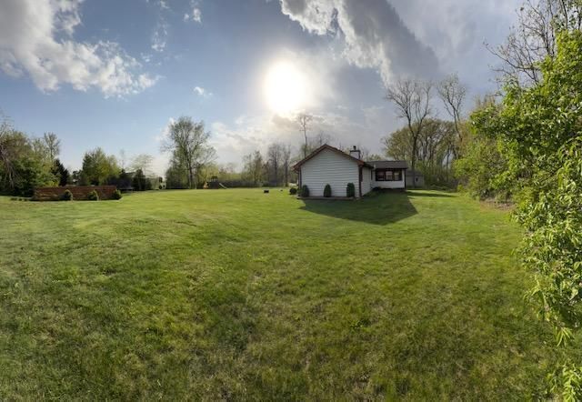 85 S County Line Road, Crown Point, IN 46307
