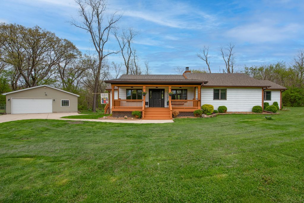 85 S County Line Road, Crown Point, IN 46307