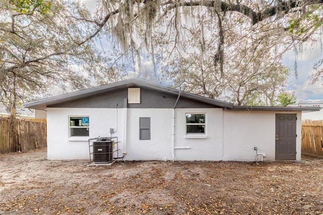 9607 N 13TH STREET, Tampa, FL 33612