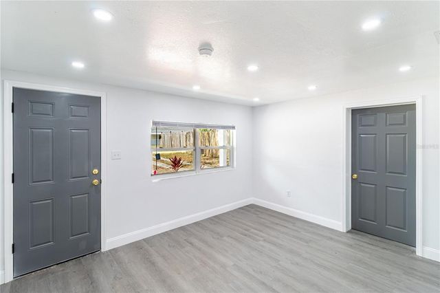 9607 N 13TH STREET, Tampa, FL 33612