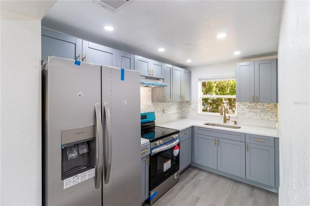 9607 N 13TH STREET, Tampa, FL 33612