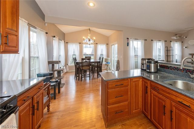 10218 Ridgeview Court, Streetsboro, OH 44241