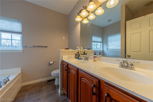 10218 Ridgeview Court, Streetsboro, OH 44241