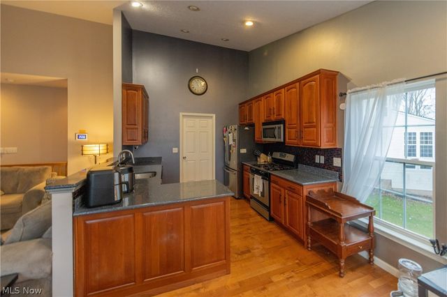 10218 Ridgeview Court, Streetsboro, OH 44241