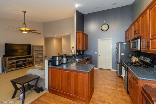 10218 Ridgeview Court, Streetsboro, OH 44241