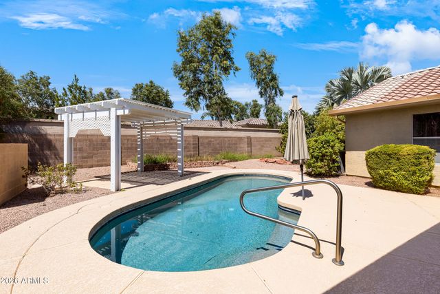 448 W MADERO Avenue, Mesa, AZ 85210