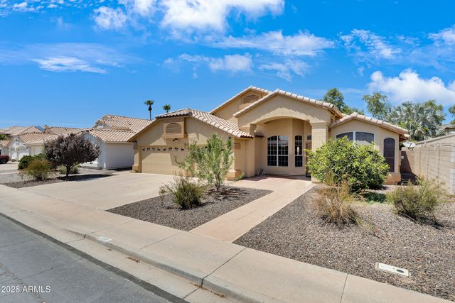 448 W MADERO Avenue, Mesa, AZ 85210