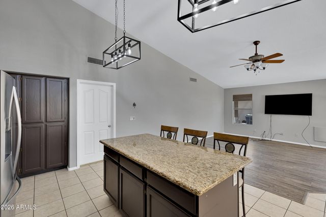 448 W MADERO Avenue, Mesa, AZ 85210