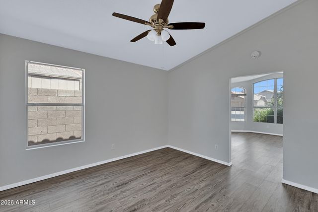448 W MADERO Avenue, Mesa, AZ 85210