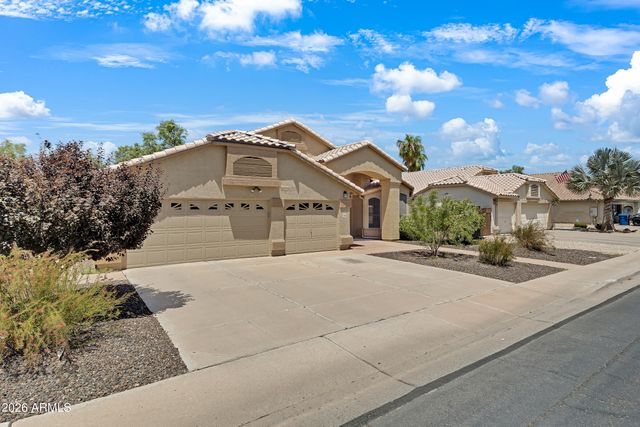 448 W MADERO Avenue, Mesa, AZ 85210