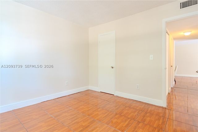 482 NW 165th St Rd A-201, Miami, FL 33169
