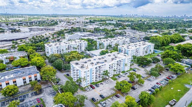 482 NW 165th St Rd A-201, Miami, FL 33169