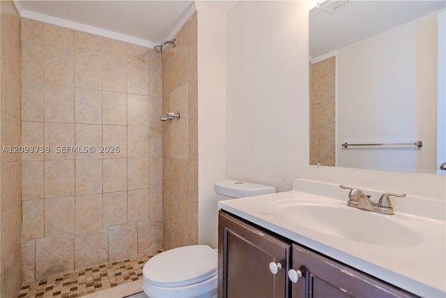 482 NW 165th St Rd A-201, Miami, FL 33169