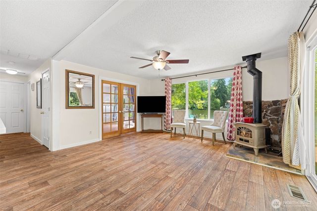 7910 Warbler Court SE, Olympia, WA 98513