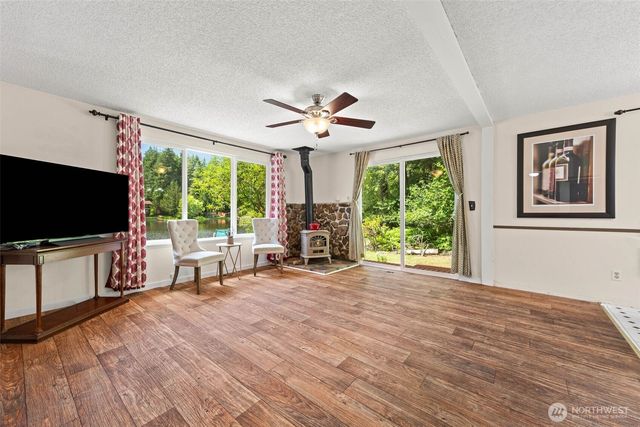7910 Warbler Court SE, Olympia, WA 98513