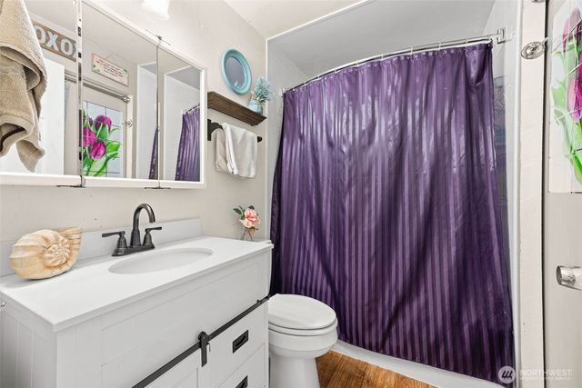 7910 Warbler Court SE, Olympia, WA 98513