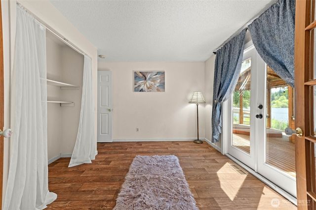 7910 Warbler Court SE, Olympia, WA 98513