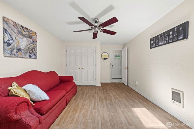 7910 Warbler Court SE, Olympia, WA 98513
