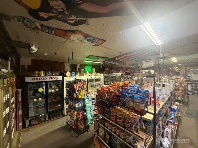 102 Main Street, Riverside, WA 98849