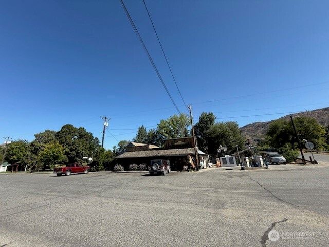 102 Main Street, Riverside, WA 98849