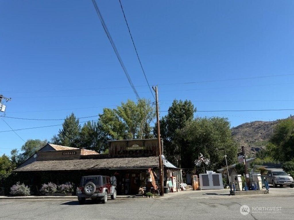 102 Main Street, Riverside, WA 98849