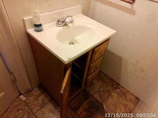 418 E Church Street, Adrian, MI 49221