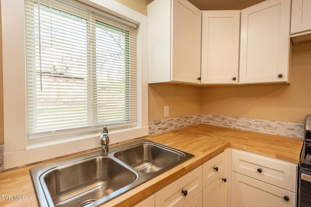 542 Jersey Street, Kingsport, TN 37660