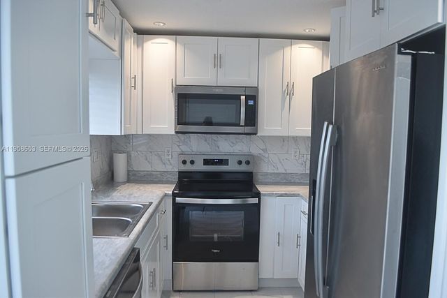 9763 NW 37th Street, Sunrise, FL 33351