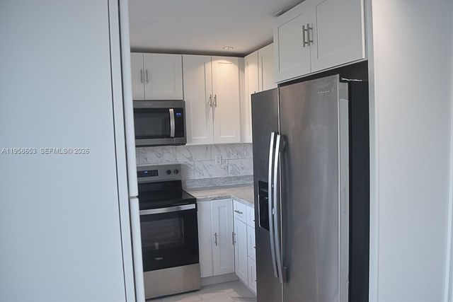 9763 NW 37th Street, Sunrise, FL 33351