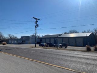 9300 Natural Bridge, St Louis, MO 63134