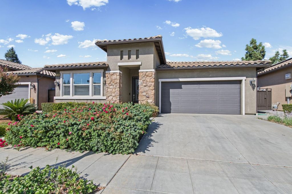 Image 2 of property listing at 1728 E Green Sage Avenue, Fresno, CA 93730